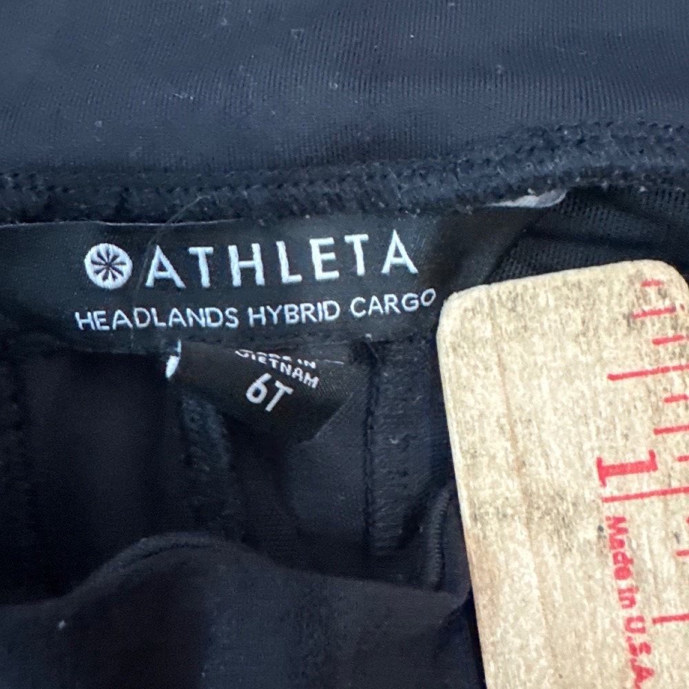 Athleta Headlands Hybrid Cargo Pants Black Womens 6T Tall Slim Hiking Utility - Picture 3 of 8
